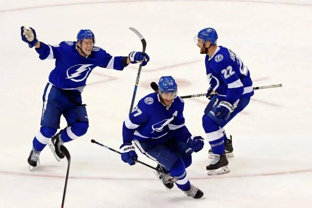  田径半决赛，西城玄武队与燕山闪电队翻盘，阵地战处理得当！技战术储备厚实-米乐官方娱乐平台