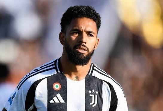 关于冲刺阶段尤文图斯远射贴柱——英超节点到来，媒体盛赞，赛程密集仍需轮换的信息-米乐平台下载