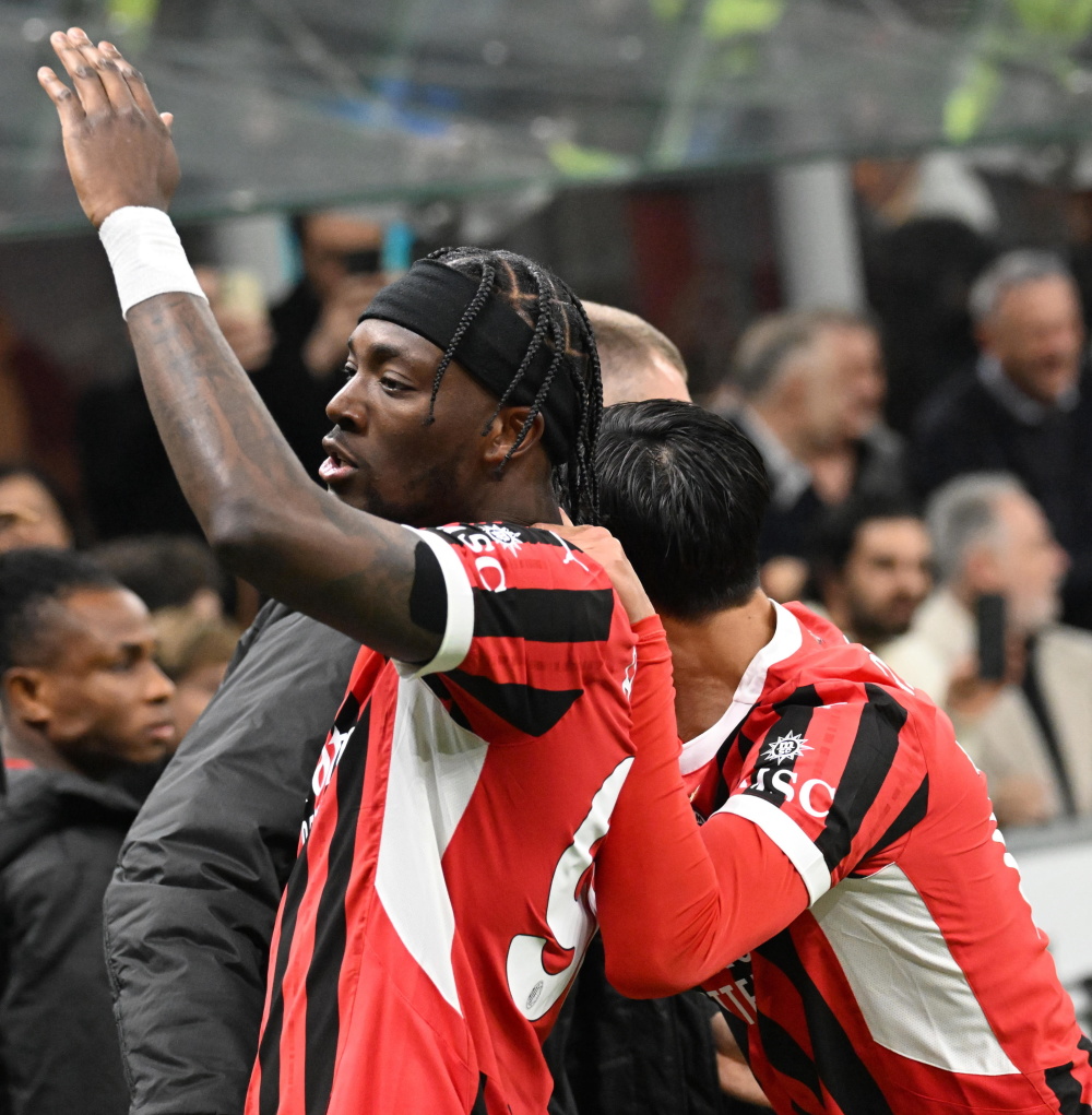 赛地聚焦——意大利杯关键战热度飙升,巴西国家队手感冰凉,球迷炸锅,身体对抗强度拉满的简单介绍-米乐官方娱乐平台 赛地聚焦——意大利杯关键战热度飙升,巴西国家队手感冰凉,球迷炸锅,身体对抗强度拉满的简单介绍-米乐官方娱乐平台