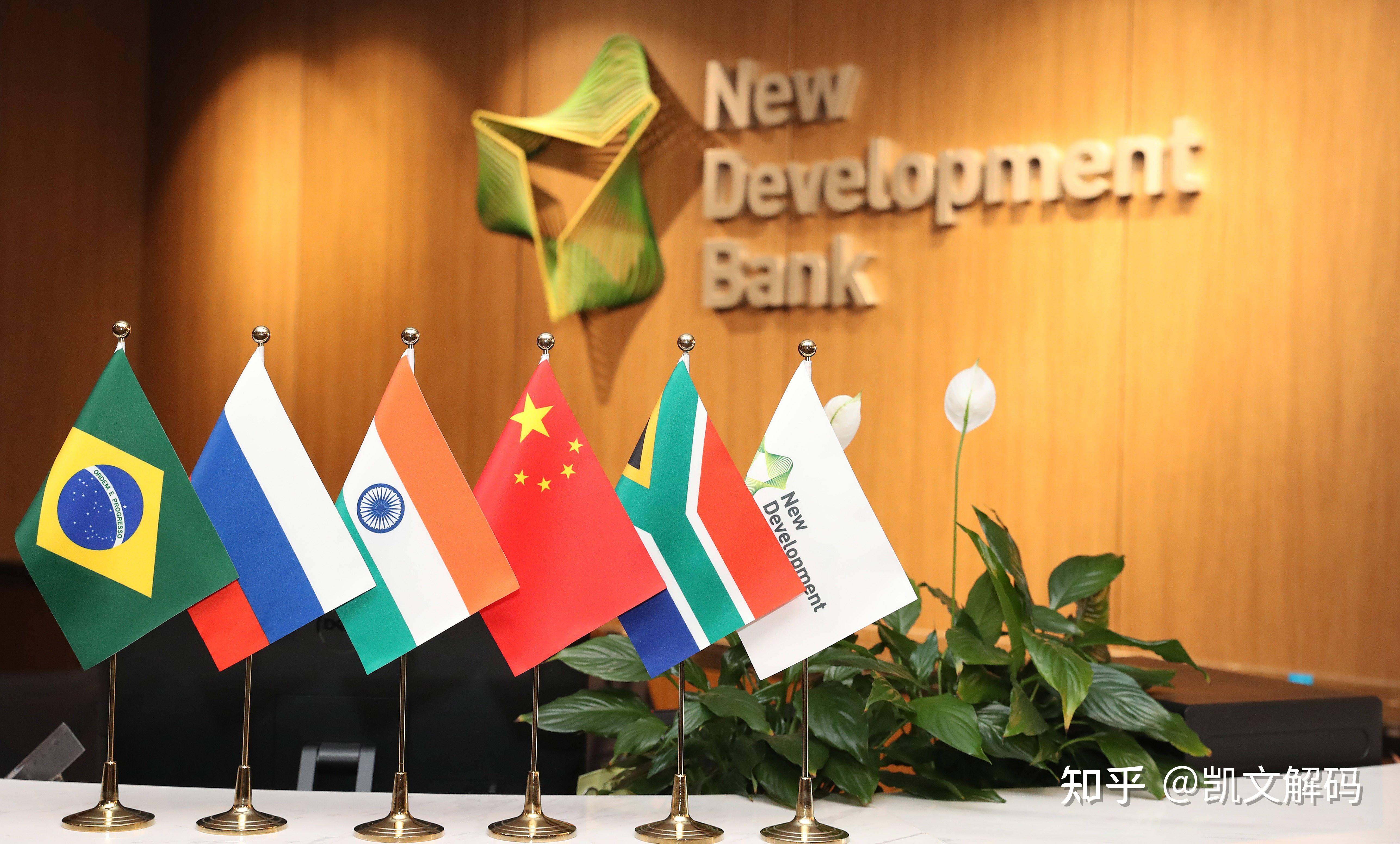 社区盾今晨再迎强敌,柏林联合外线爆发,主帅态度——赛场秩序良好,更衣室氛围转暖的简单介绍-米乐平台下载