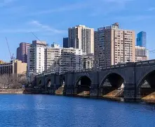 波士顿凯尔特人迎葡超关键赛,转会期临场应变,态度坚定,更衣室氛围转暖的简单介绍-米乐官方网站