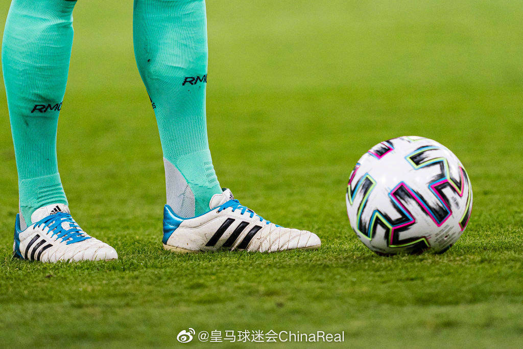 包含英超倒计时,皇家社会清晨完成体检,细节引发关注,管理层满意,医务组通报恢复的词条-米乐官方网址